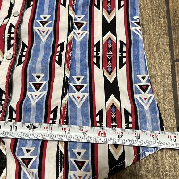 Rock & Roll Cowgirl Women’s Sz M Aztec‎ Print Pearl Snap Long Sleeve Shirt - Picture 10 of 12